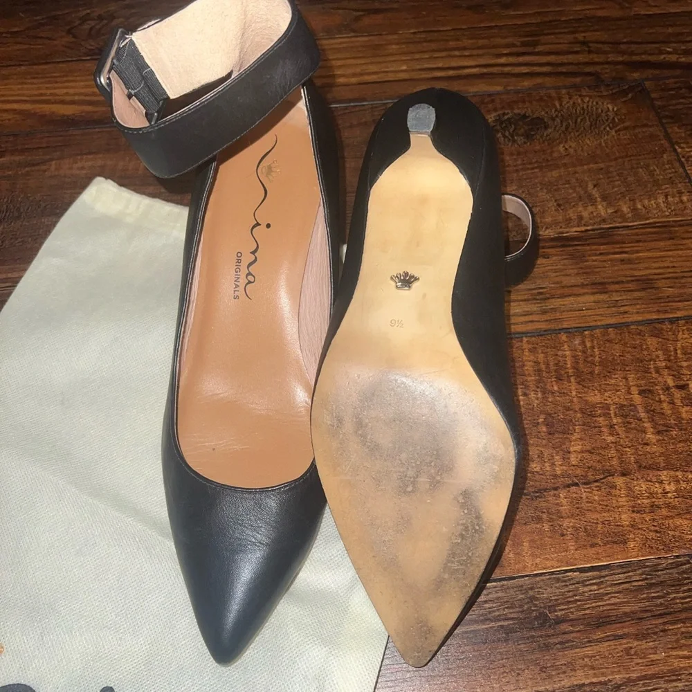 Nina Originals Leather Pumps - Picture 4 of 7